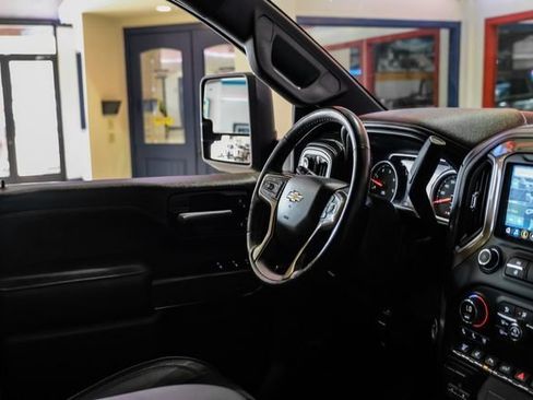 Used 2022 Chevrolet Silverado 3500 High Country w/ Technology Package AWD/4WD image 14