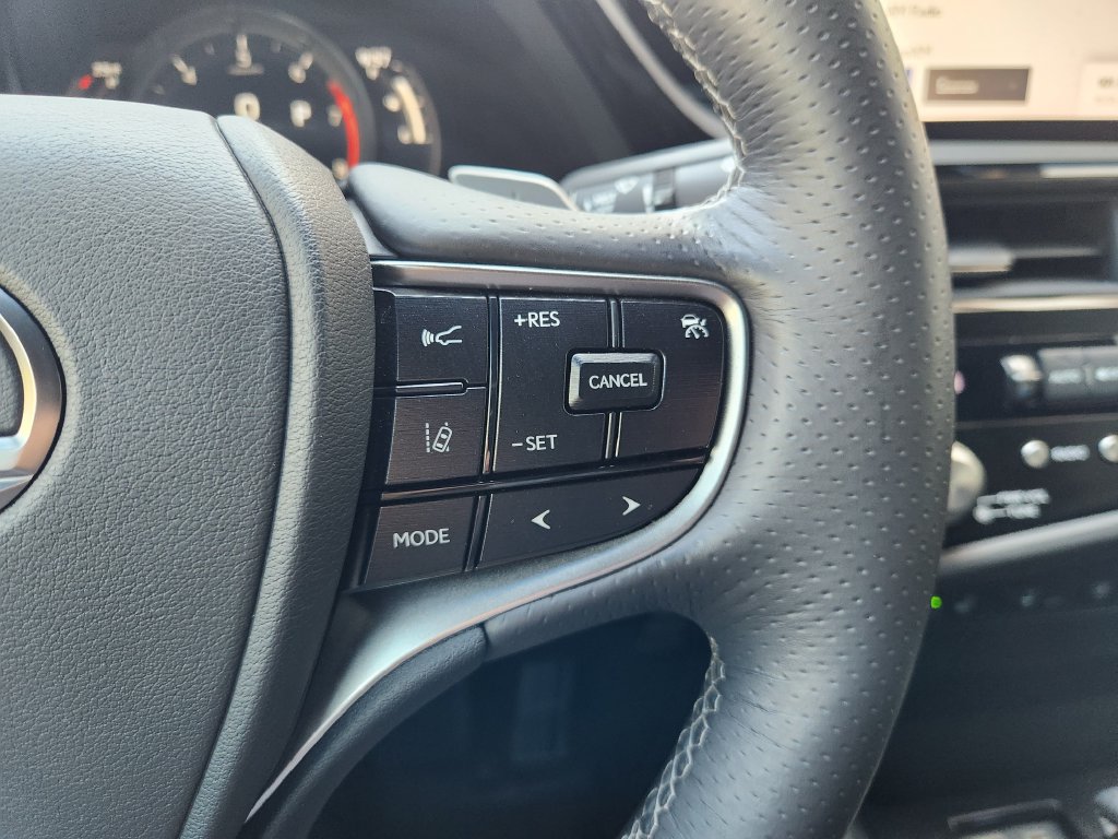 Certified 2024 Lexus ES 350 F Sport w/ Accessory Package (Z2) FWD image 29