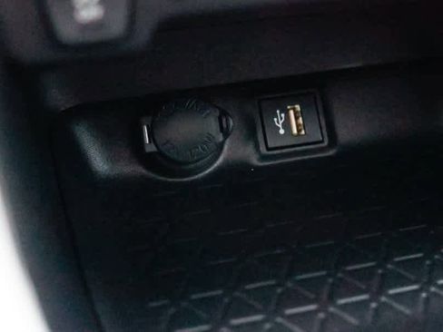 Used 2023 Toyota RAV4 XLE image 44