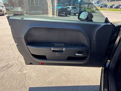 Used 2009 Dodge Challenger SRT8 w/ SRT Option Group II image 20