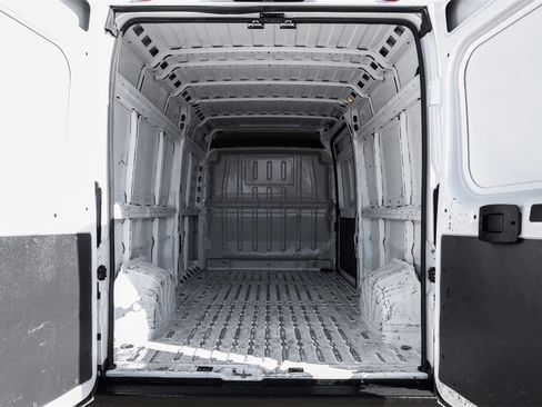 Used 2023 RAM ProMaster 2500 image 47
