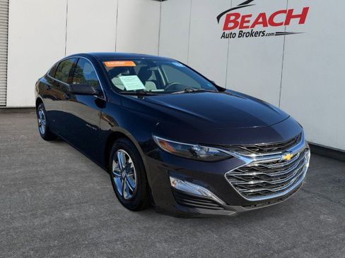 Used 2022 Chevrolet Malibu LS image 5