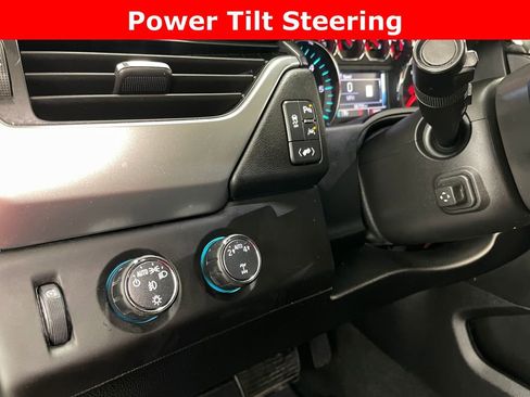 Used 2018 Chevrolet Tahoe LT AWD/4WD image 6