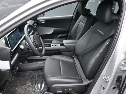 Used 2024 Hyundai Ioniq 6 SEL image 18