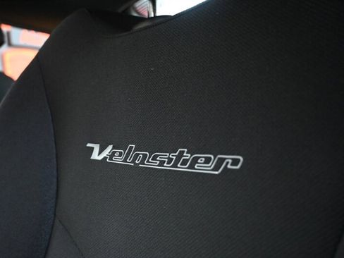 Used 2017 Hyundai Veloster image 18