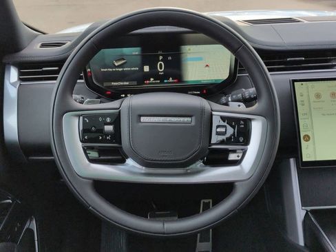 New 2026 Land Rover Range Rover SE image 24