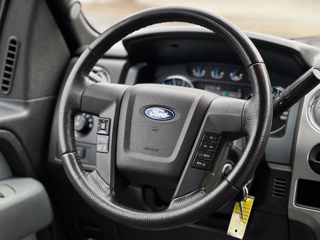 Used 2014 Ford F150 XLT w/ XLT Convenience Package RWD image 21