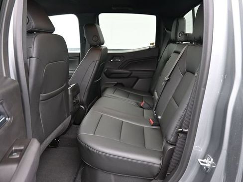 New 2025 Chevrolet Colorado LT w/ LT Convenience Package image 26