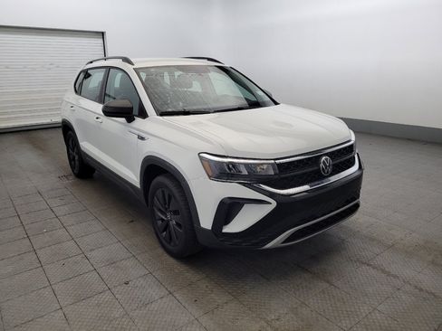Used 2022 Volkswagen Taos S AWD/4WD image 13