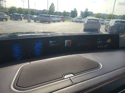 Certified 2025 Lincoln Navigator Black Label AWD/4WD image 35