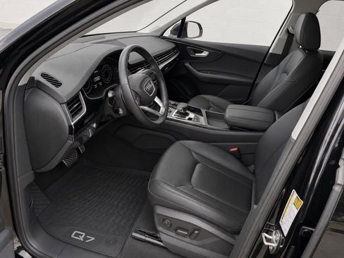 Used 2019 Audi Q7 3.0T Prestige AWD/4WD image 2