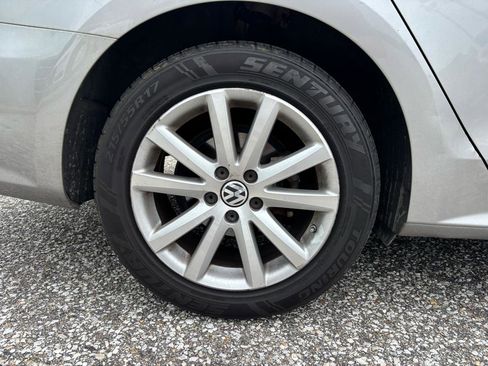 Used 2012 Volkswagen Passat 2.5 SE FWD image 28
