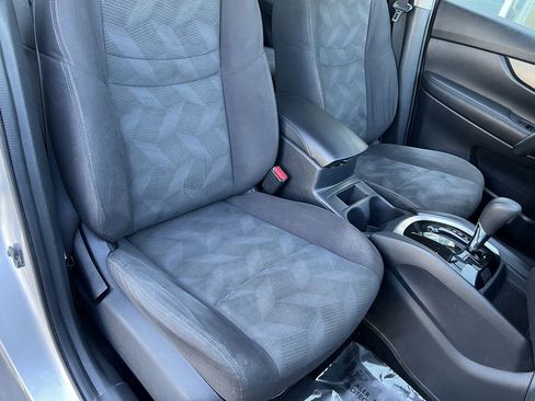 Used 2016 Nissan Rogue S image 22