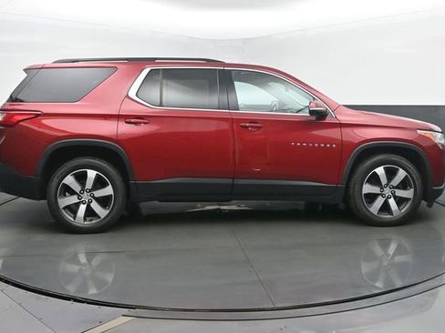 Used 2019 Chevrolet Traverse LT w/ LT Premium Package AWD/4WD image 6
