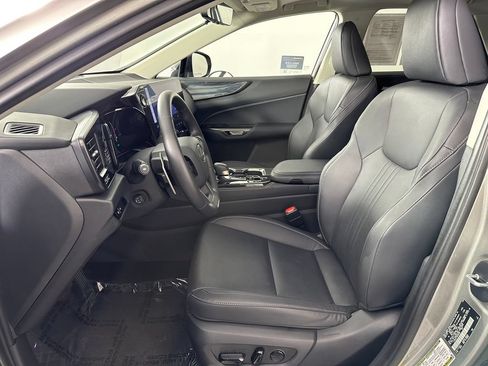 Used 2024 Lexus NX 350h AWD image 18