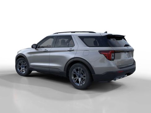 New 2026 Ford Explorer Active image 4