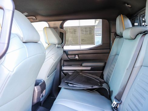 Used 2025 Toyota Tacoma Trailhunter image 25