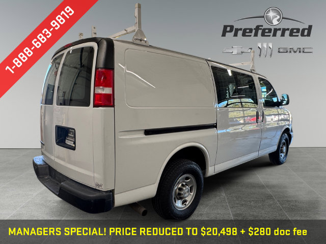 Used 2018 Chevrolet Express 2500 RWD image 18