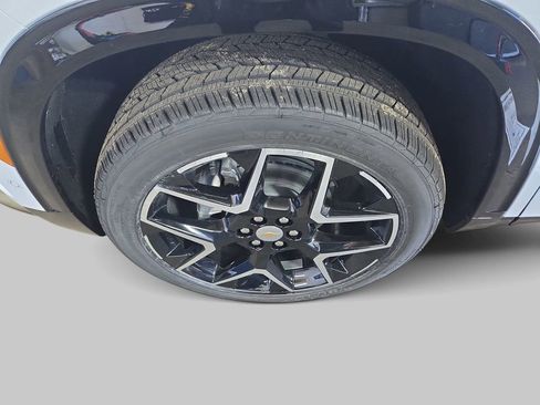 New 2026 Chevrolet Traverse High Country w/ LPO, Floor Liner Package image 32