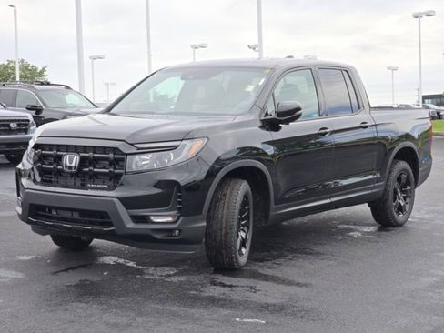 Used 2025 Honda Ridgeline Black Edition image 9
