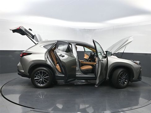 Used 2024 Lexus NX 250 250 Premium image 35