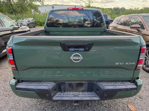 Used 2024 Nissan Frontier SV w/ Technology Package AWD/4WD image 5