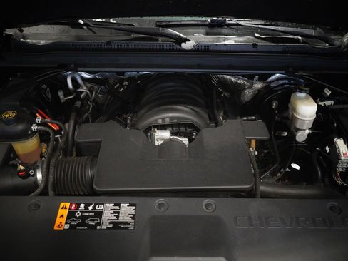 Used 2018 Chevrolet Tahoe LT image 31