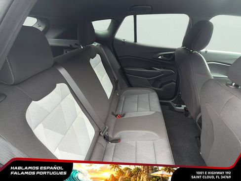 Used 2024 Chevrolet Trax RS w/ Driver Confidence Package FWD image 28