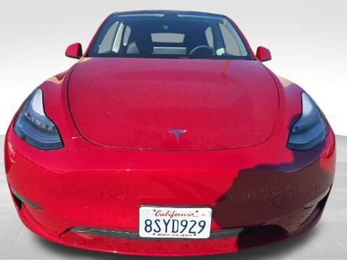 Used 2020 Tesla Model Y Long Range image 2