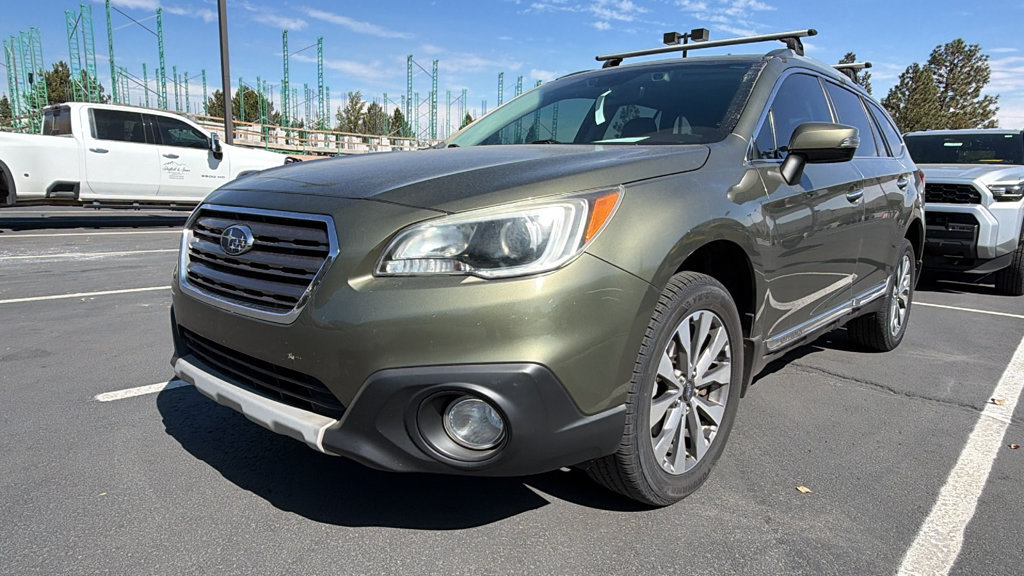 Used 2017 Subaru Outback 3.6R Touring w/ Popular Package #5A AWD/4WD image 4