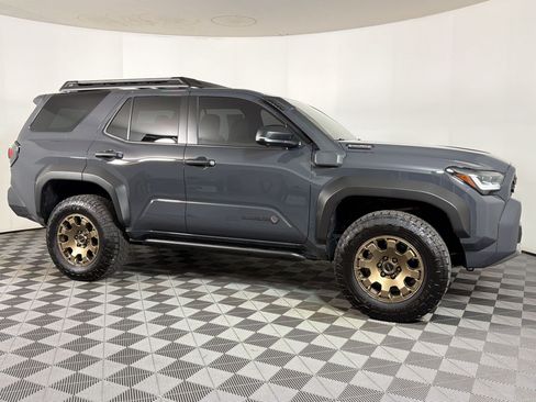 Used 2025 Toyota 4Runner Trailhunter AWD/4WD image 8