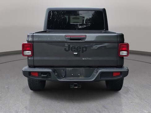 Used 2023 Jeep Gladiator Sport AWD/4WD image 2