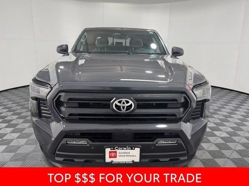 Used 2025 Toyota Tacoma SR5 AWD/4WD image 2