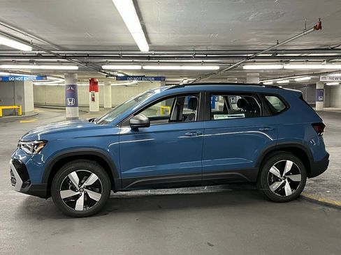 New 2025 Volkswagen Taos S image 29
