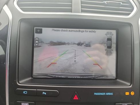 Used 2019 Ford Explorer Limited w/ Ford Safe & Smart Package image 27