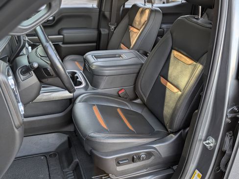 Used 2021 GMC Sierra 1500 AT4 w/ AT4 Premium Package image 17