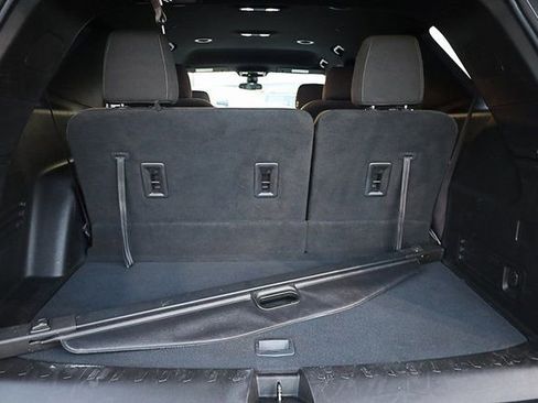 Used 2023 Chevrolet Traverse LT w/ LPO, Cargo Package image 19