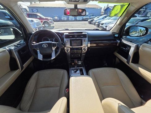Used 2014 Toyota 4Runner Limited AWD/4WD image 9