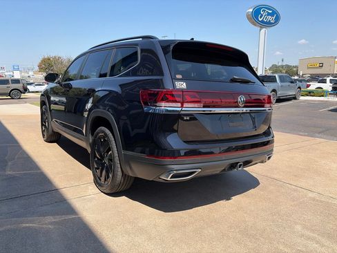 Used 2024 Volkswagen Atlas SE FWD image 5