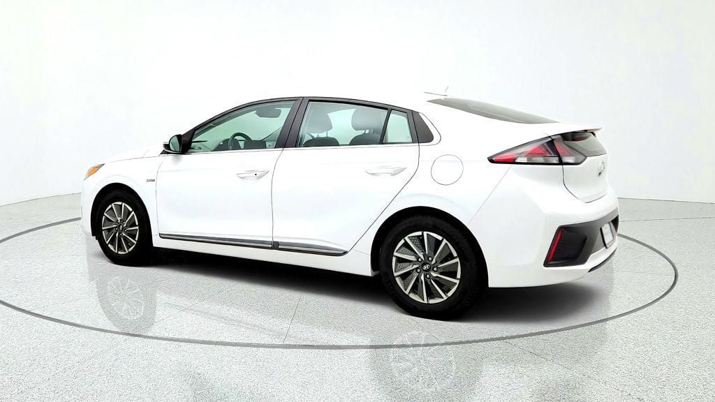 Used 2020 Hyundai Ioniq Limited FWD image 7