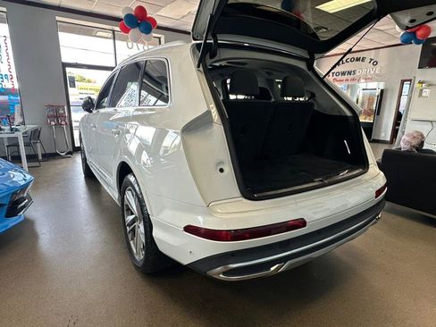 Used 2020 Audi Q7 3.0T Premium Plus w/ Premium Plus Package image 11