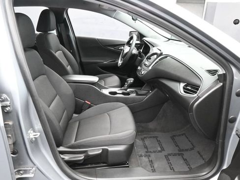 Used 2024 Chevrolet Malibu LT FWD image 39