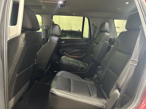 Used 2019 Chevrolet Tahoe Premier AWD/4WD image 43