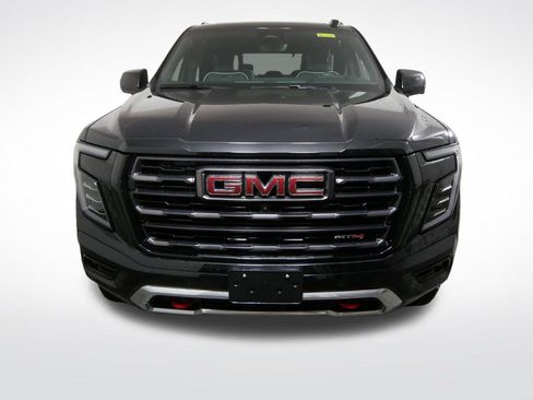 Used 2025 GMC Yukon AT4 Ultimate AWD/4WD image 11