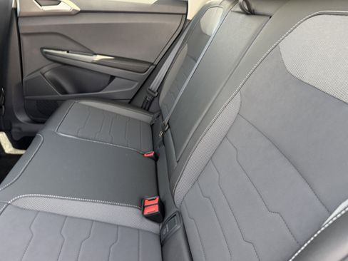 New 2026 Volkswagen Taos SE FWD image 16