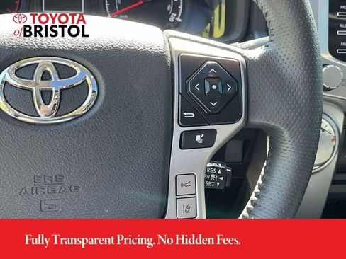 Used 2021 Toyota 4Runner SR5 Premium w/ Moonroof Package AWD/4WD image 31