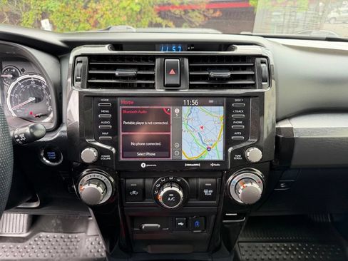 Used 2023 Toyota 4Runner TRD Off-Road Premium w/ Off Road Premium Plus Package AWD/4WD image 21