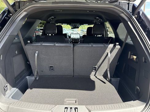 New 2025 Ford Explorer ST-Line w/ Premium Package image 20