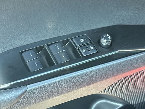 Certified 2025 Toyota Camry SE image 17