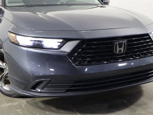 Used 2023 Honda Accord EX image 39